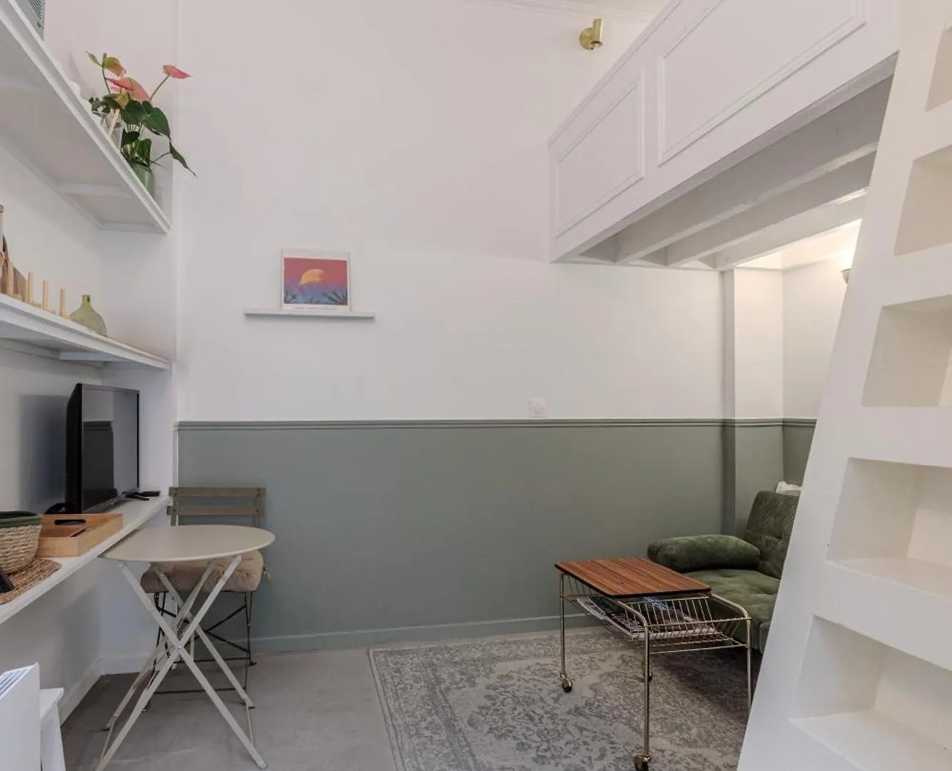 Evangile - Cosy Studio Avec Petite Cour Privee Paris Apartment